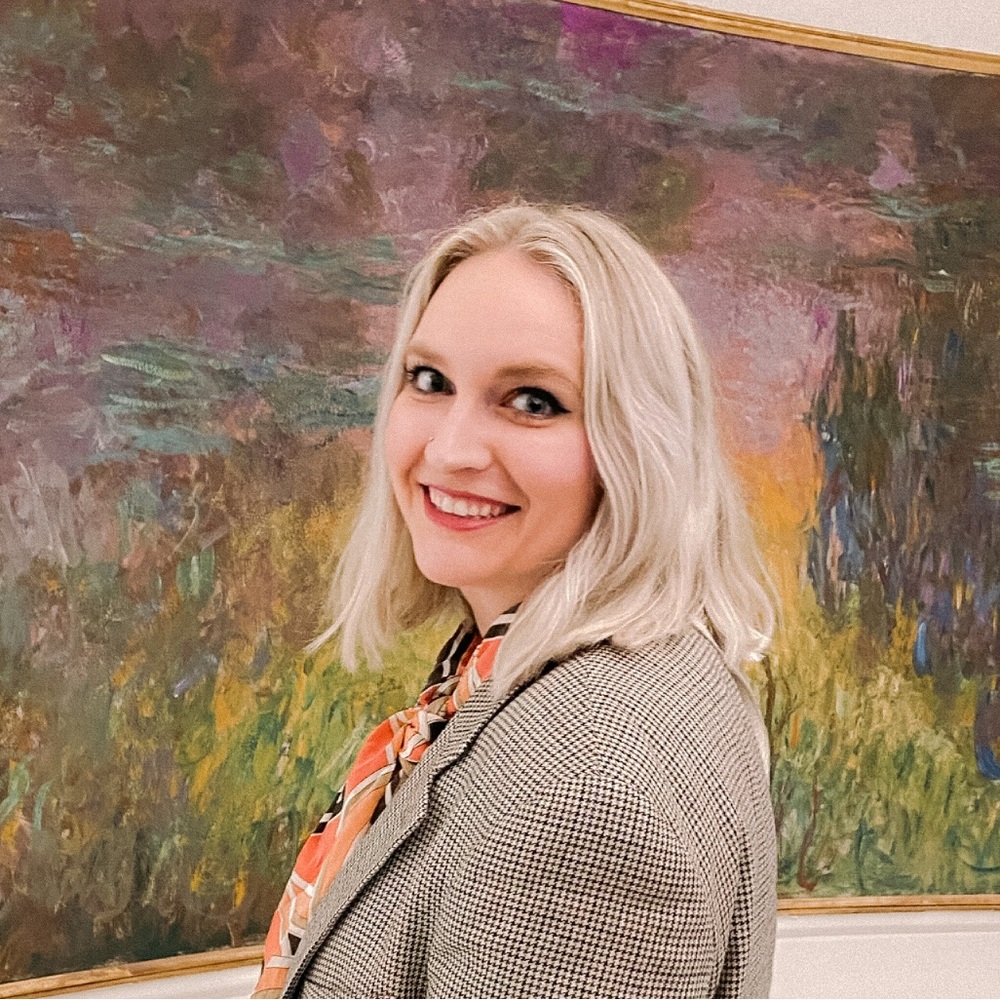 Meet your Posher, Julia
